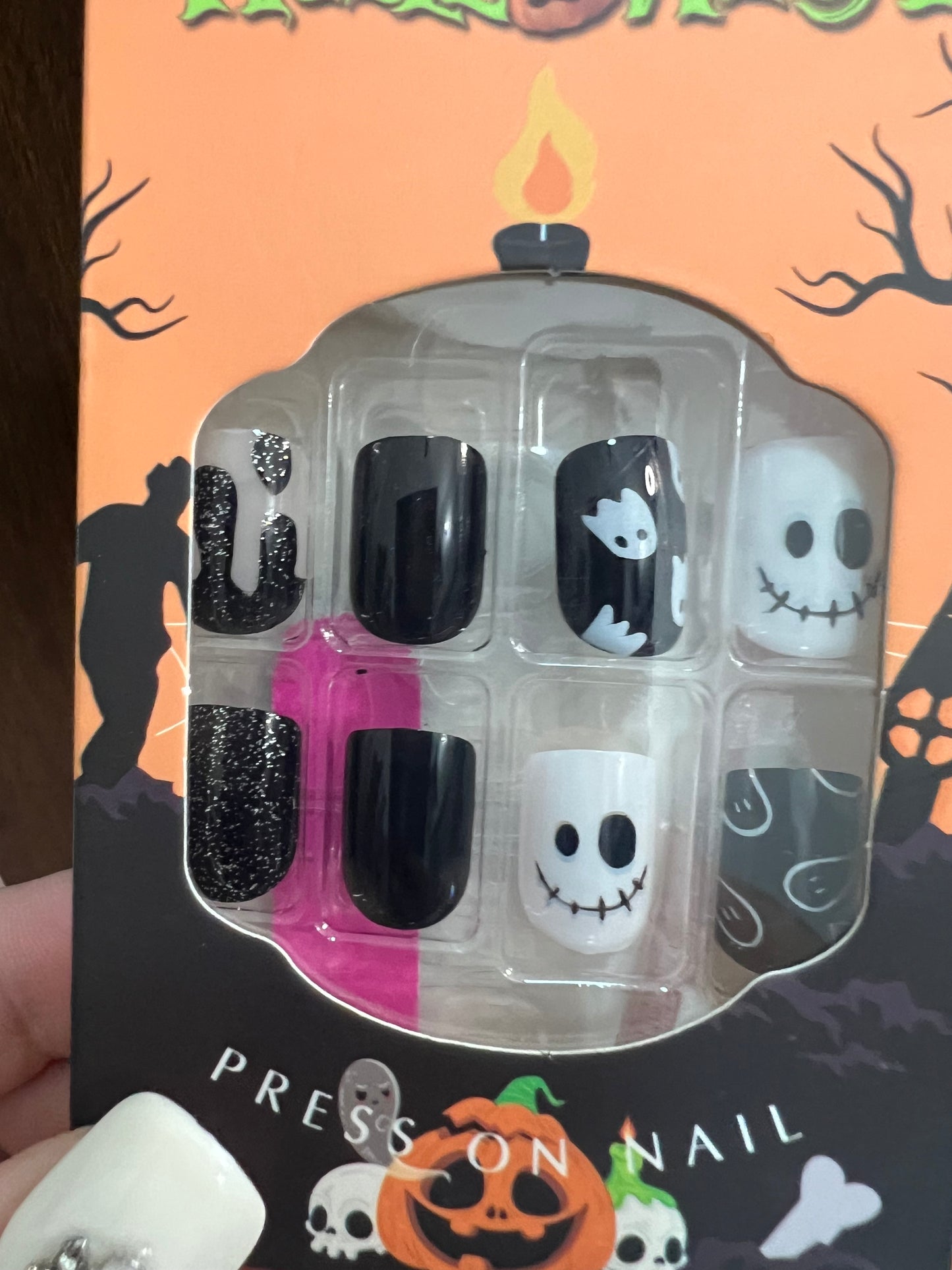 SEASONAL NAILS- HALLOWEEN EDITION