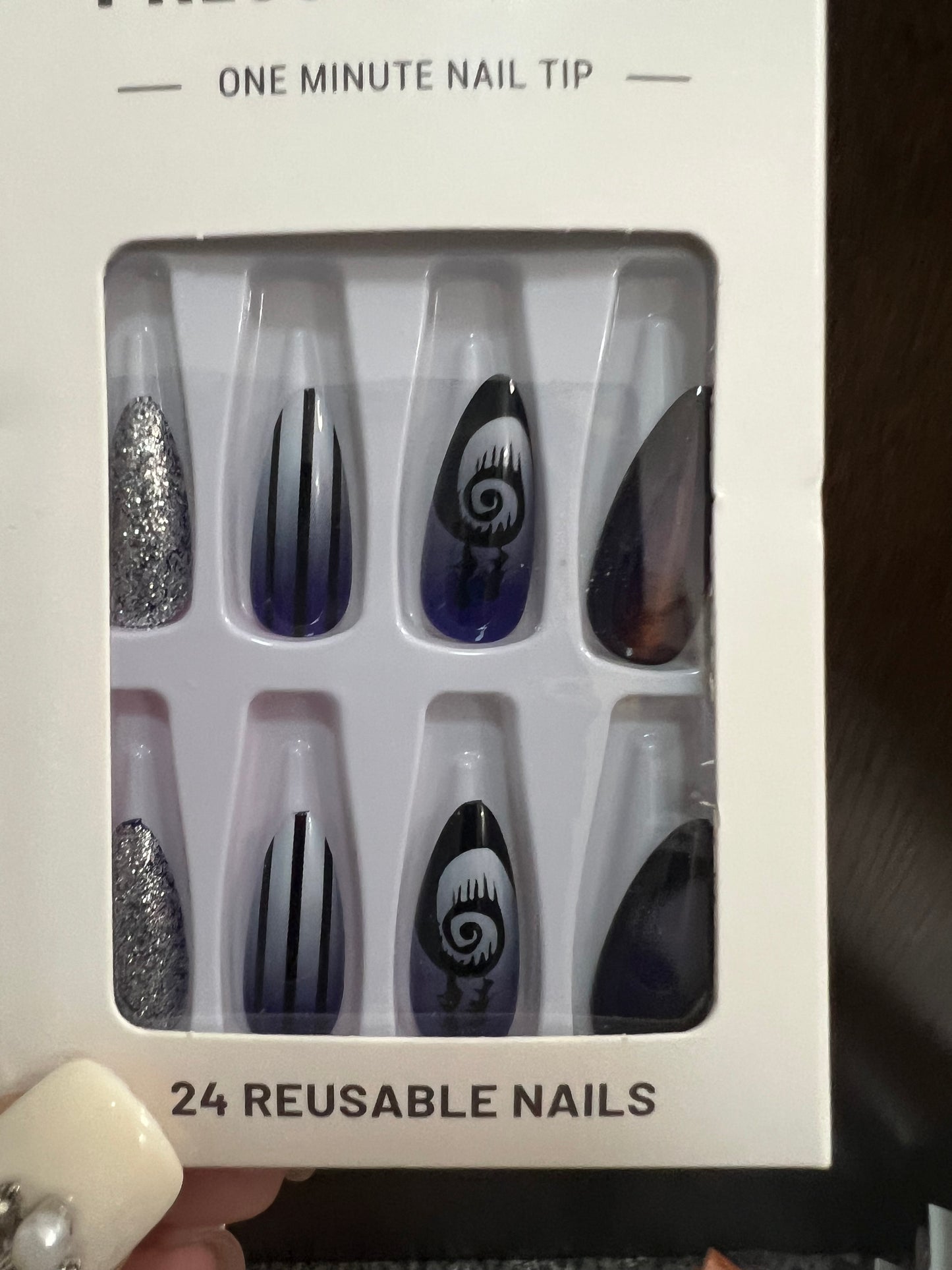 SEASONAL NAILS- HALLOWEEN EDITION