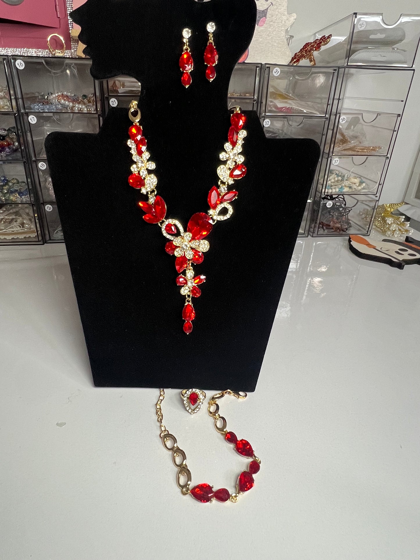 Radiant 3-piece jewelry set