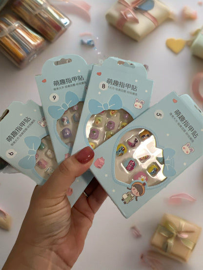 💜 Mini Mystery Nails – Ages 4 to 6 💜