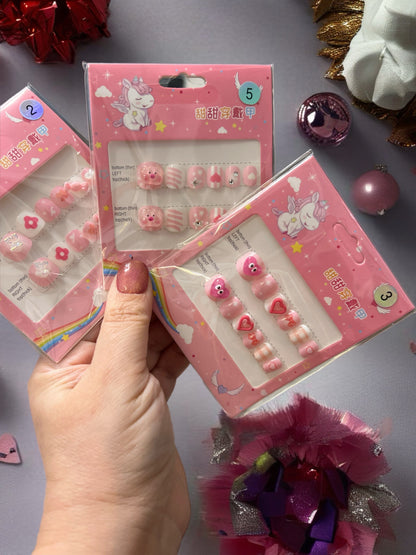 💜 Mini Mystery Nails – Ages 4 to 6 💜