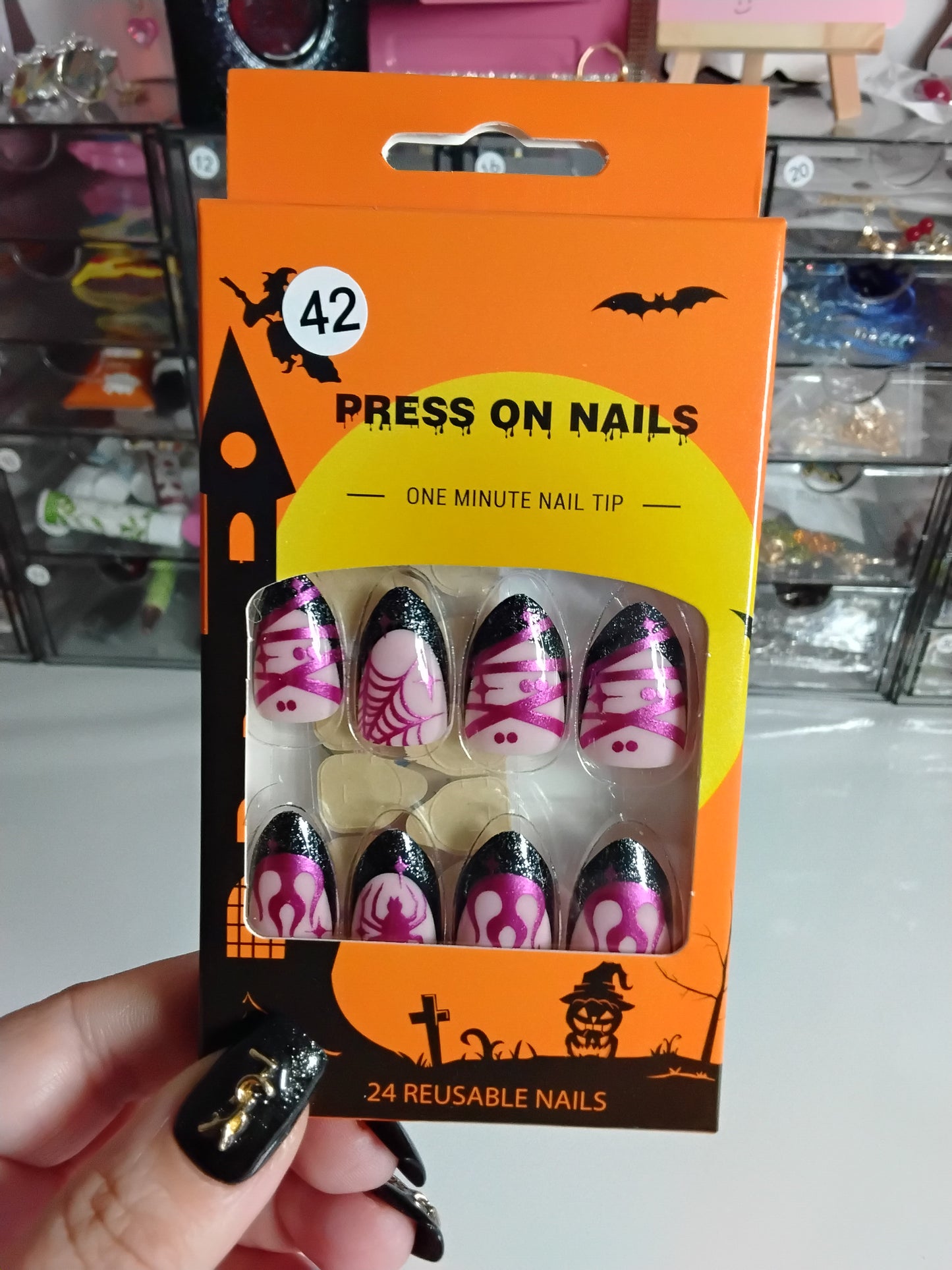 SEASONAL NAILS- HALLOWEEN EDITION