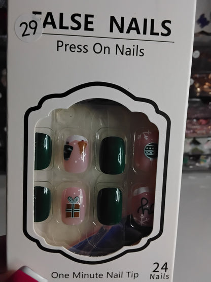 CHRISTMAS BOXED 24 NAILS WITH CUTIES