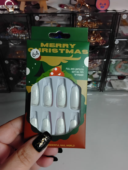 CHRISTMAS BOXED 24 NAILS WITH CUTIES