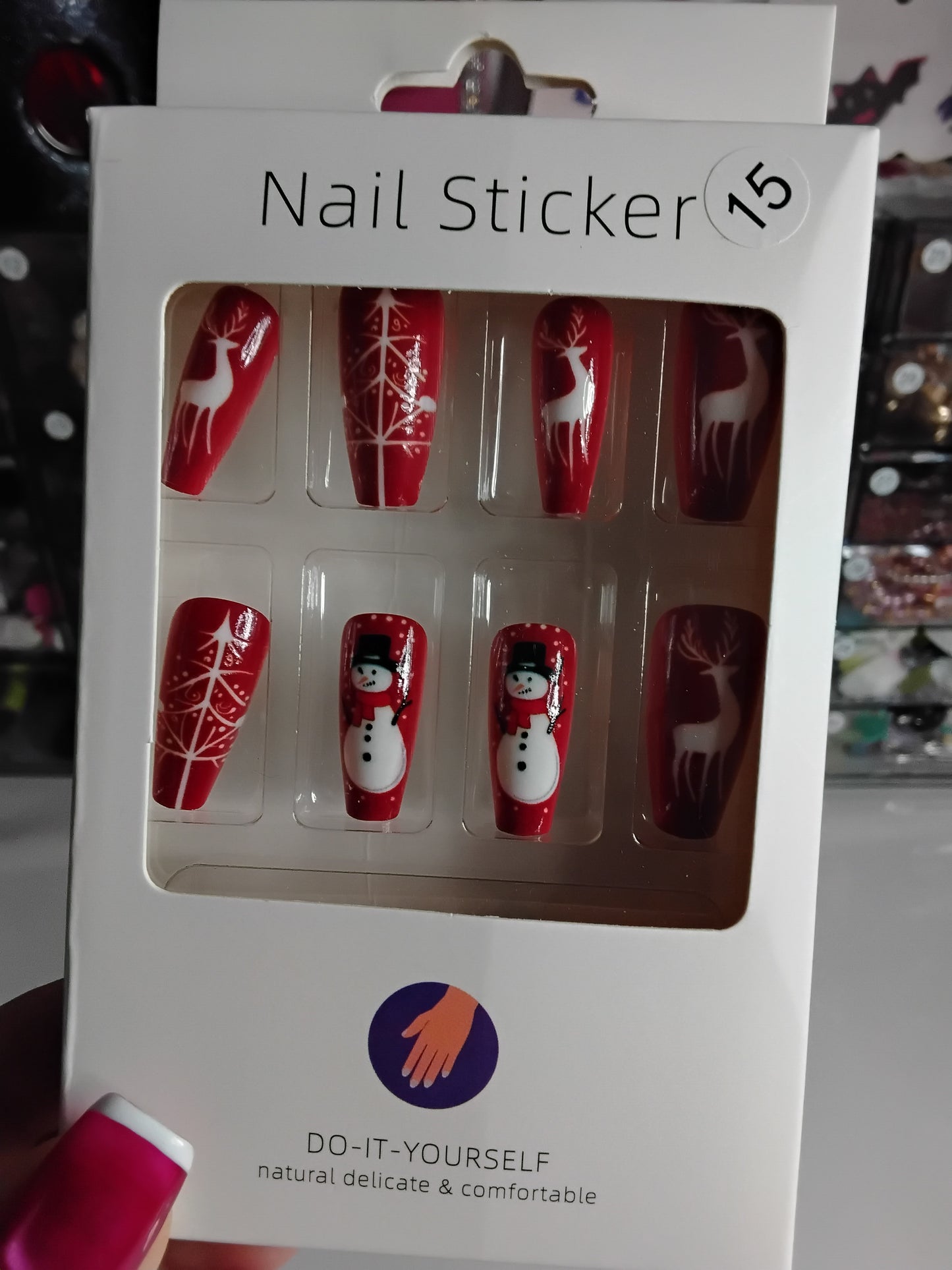 CHRISTMAS BOXED 24 NAILS WITH CUTIES