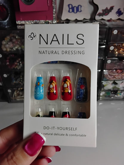 CHRISTMAS BOXED 24 NAILS WITH CUTIES
