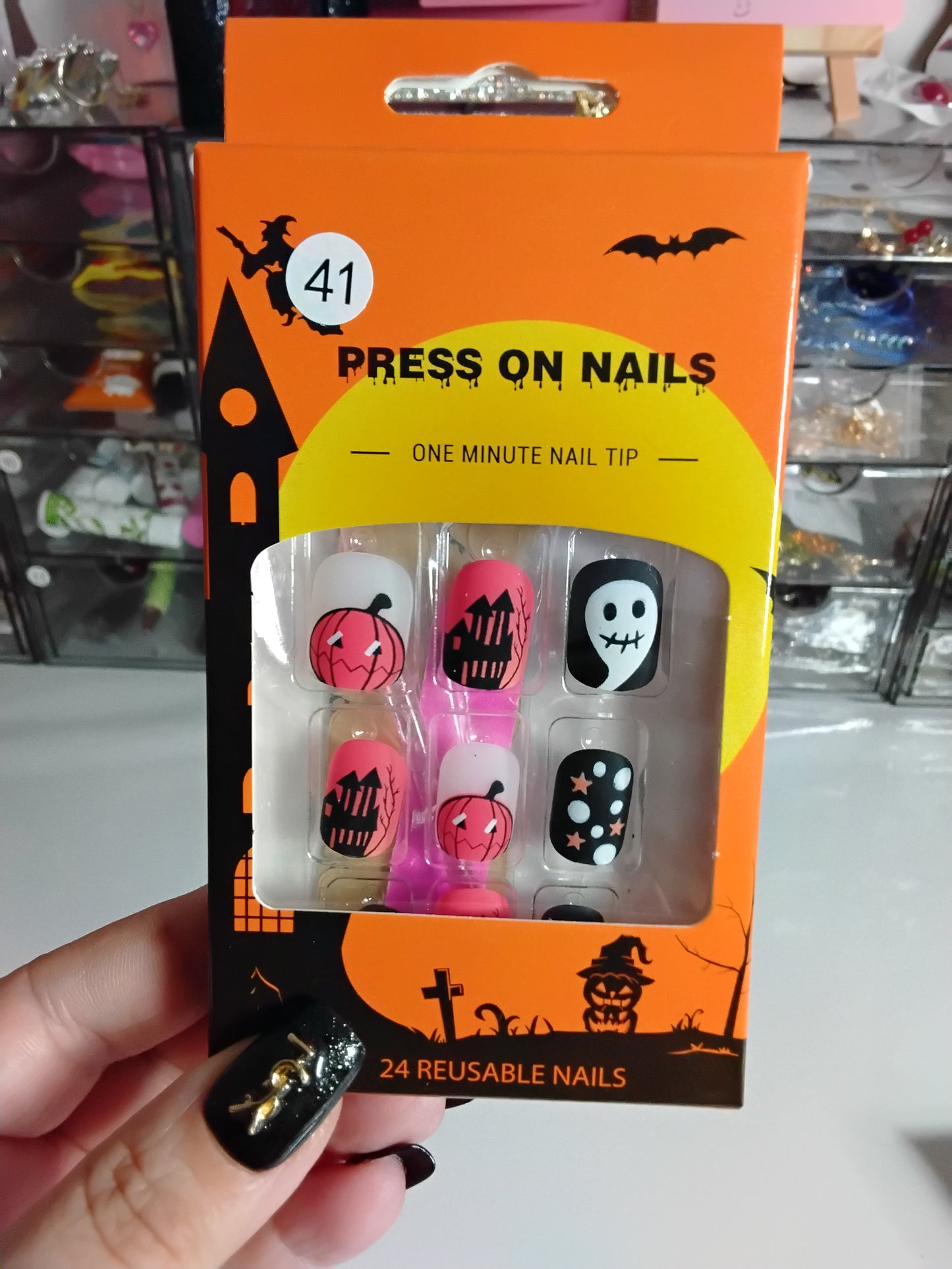 SEASONAL NAILS- HALLOWEEN EDITION